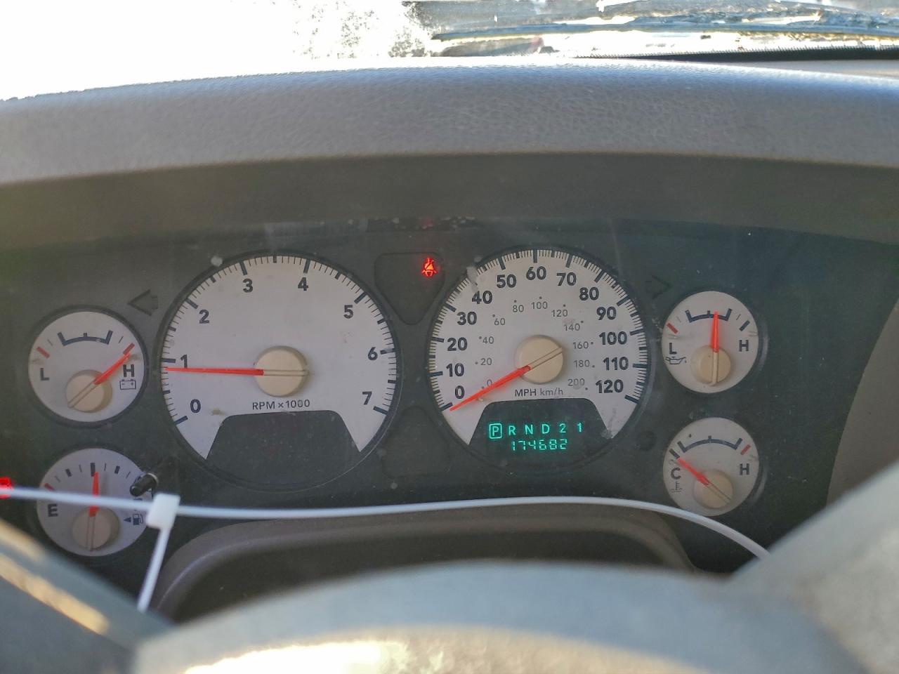 Dodge Ram 1500 St Image 12