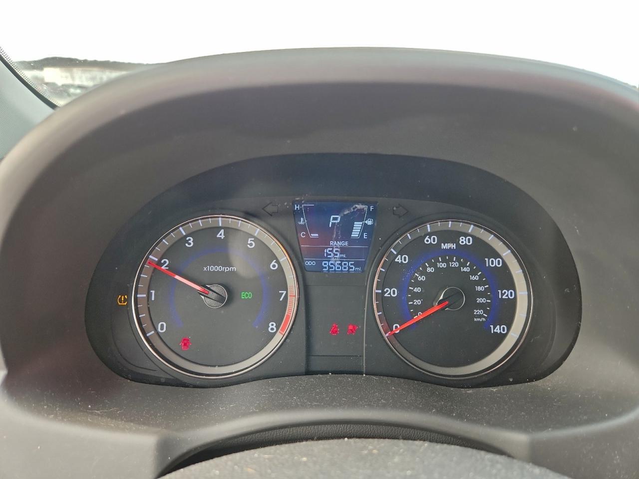 Hyundai ACCENT Gls Image 12