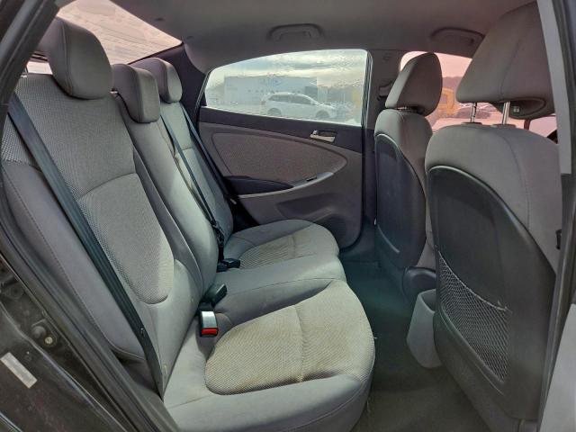 Hyundai ACCENT Gls Image 4