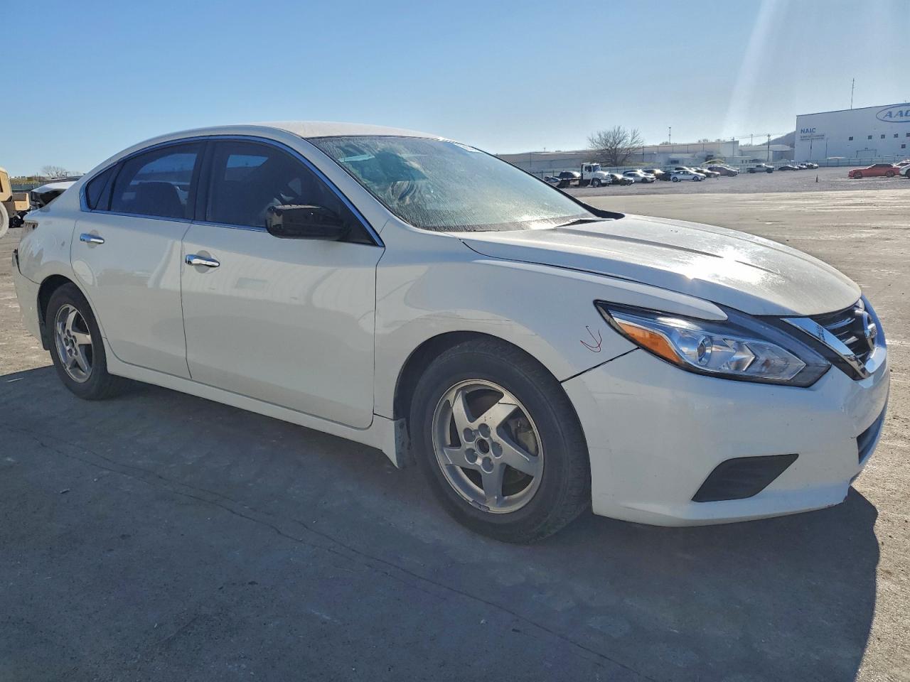 Nissan Altima 2.5 Image 11