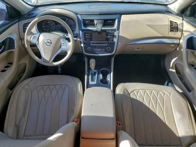 Nissan Altima 2.5 Image 4