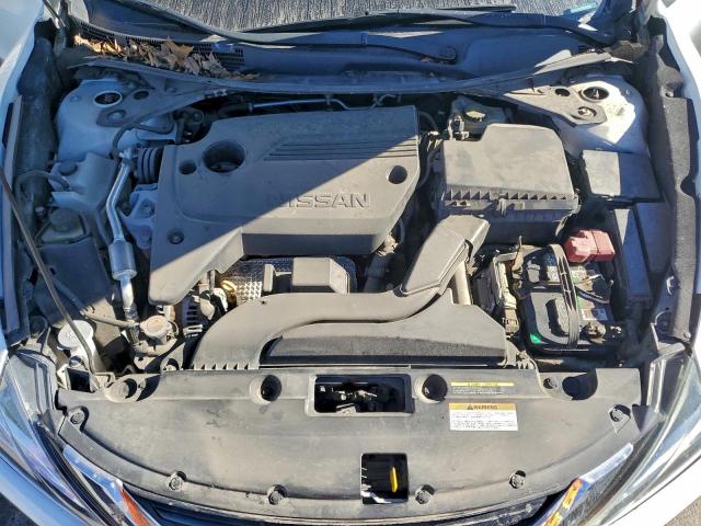 Nissan Altima 2.5 Image 7