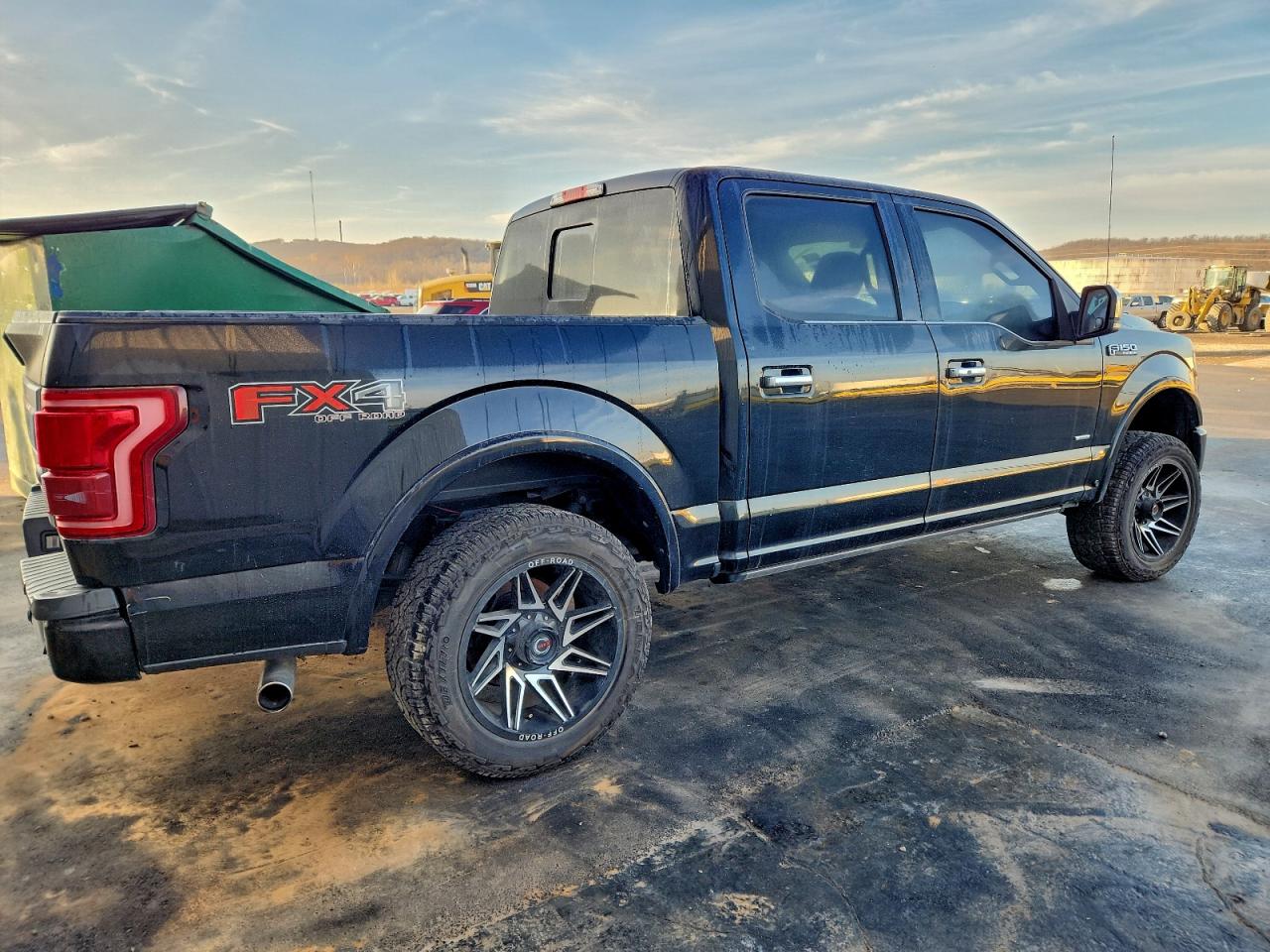 Ford F-150 Supercrew Image 2