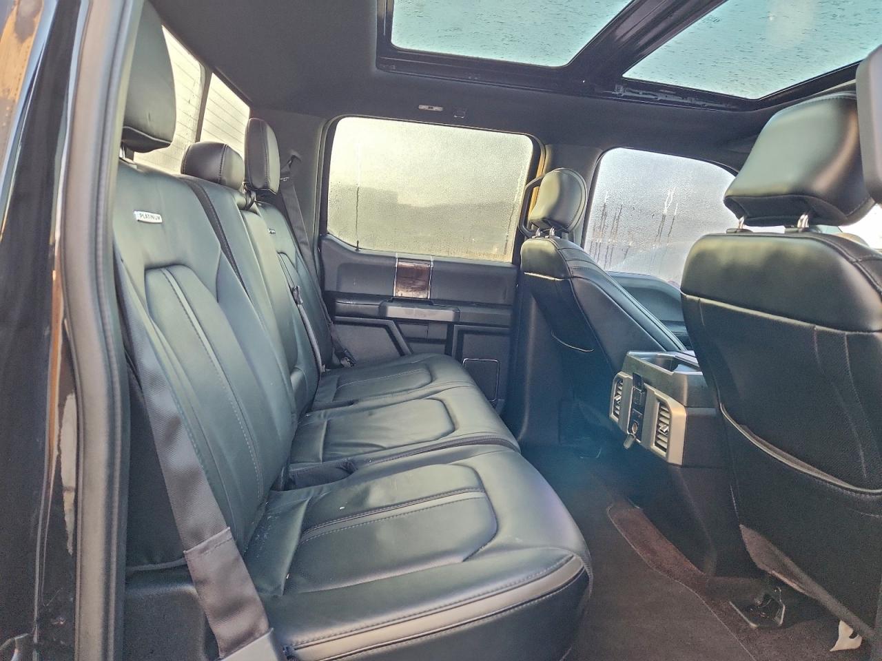 Ford F-150 Supercrew Image 13