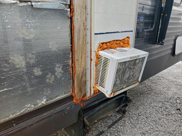 Keystone Springdale Image 8