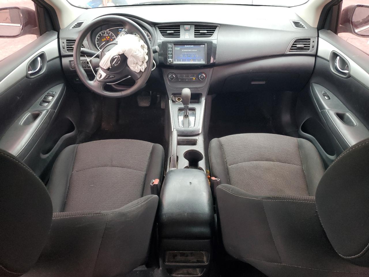 Nissan Sentra S Image 5
