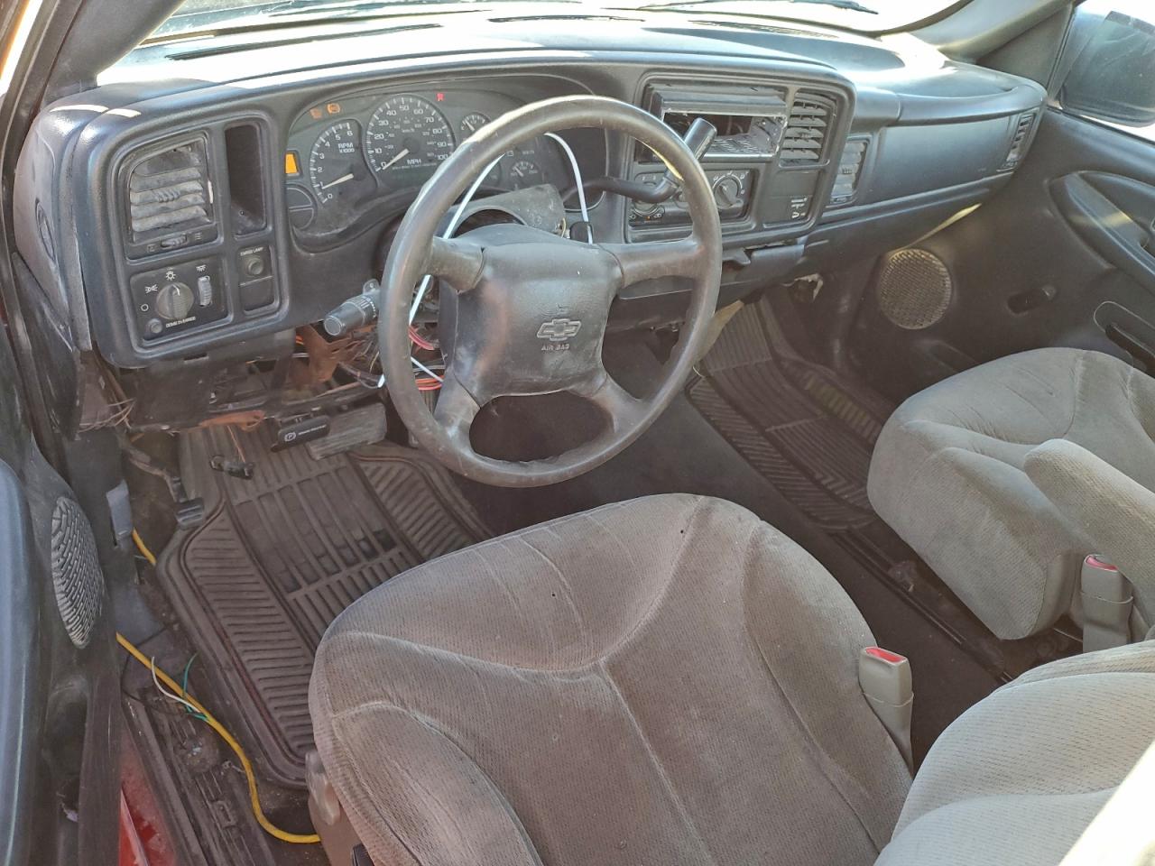 Chevrolet Silverado C1500 Image 9