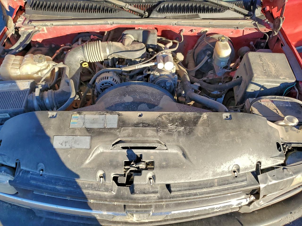 Chevrolet Silverado C1500 Image 11