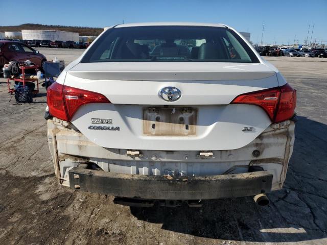 Toyota Corolla L Image 8