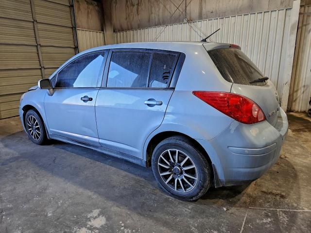 Nissan Versa S Image 10