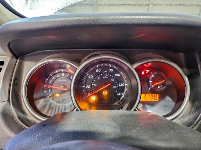 Nissan Versa S Image 9