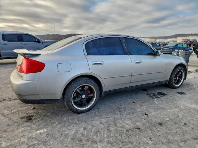 INFINITI G35 Image 2