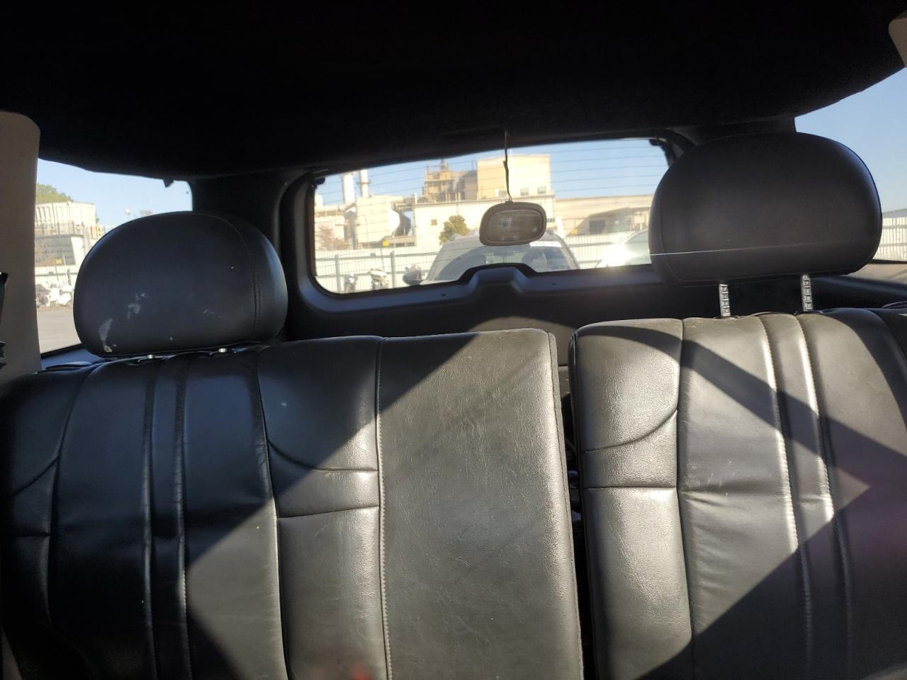 Jeep Grand Cherokee Laredo Image 3