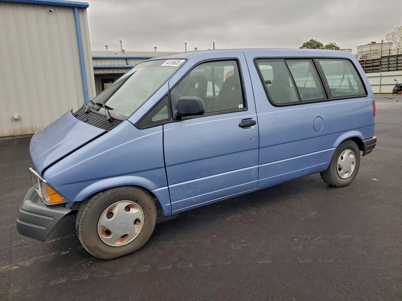Ford Aerostar Image 1