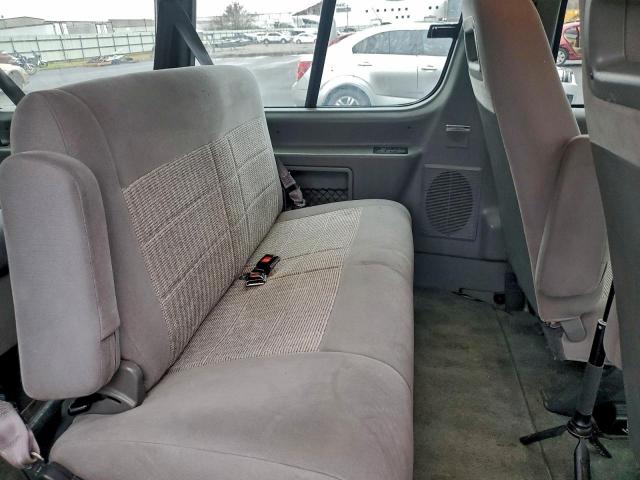 Ford Aerostar Image 5