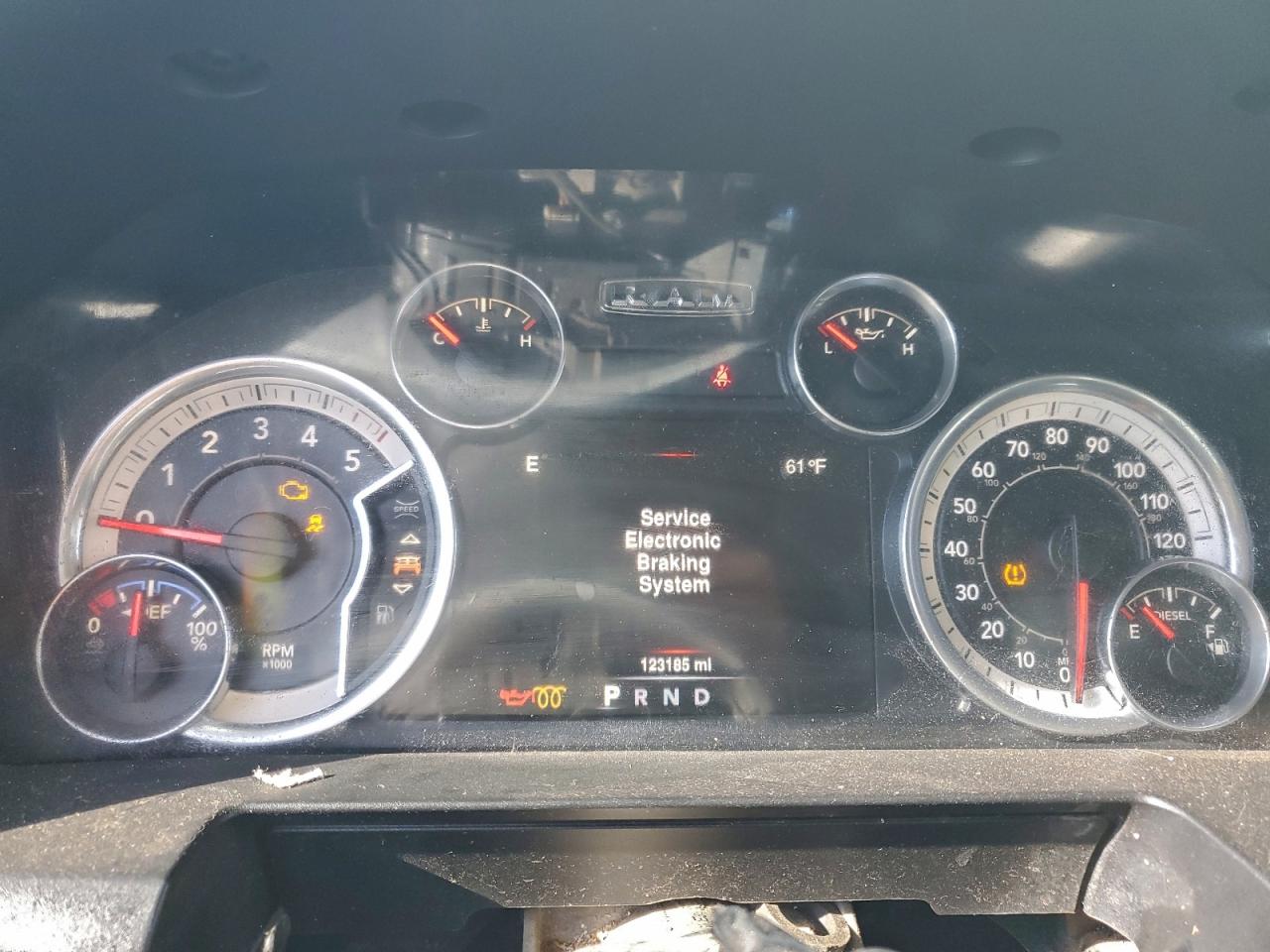 Ram 1500 Laramie Image 10