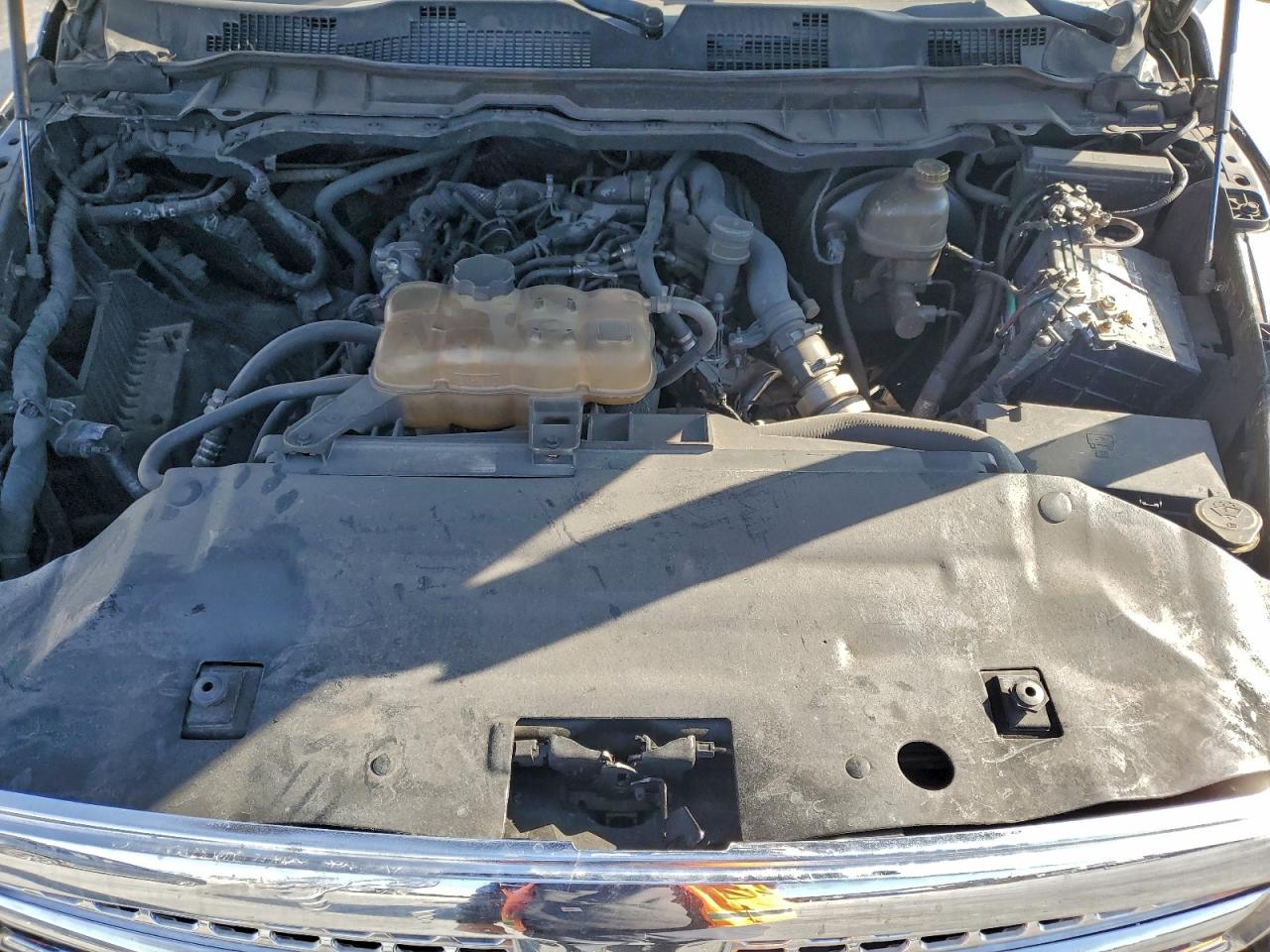 Ram 1500 Laramie Image 8