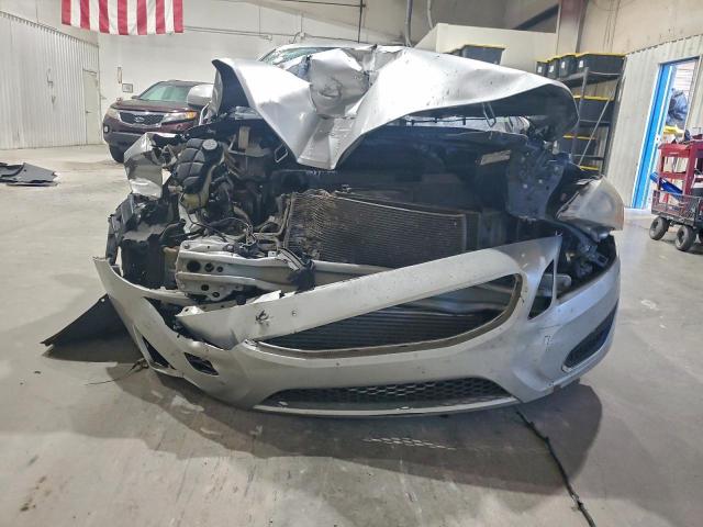 Volvo S60 T5 Image 4