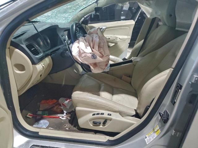 Volvo S60 T5 Image 8