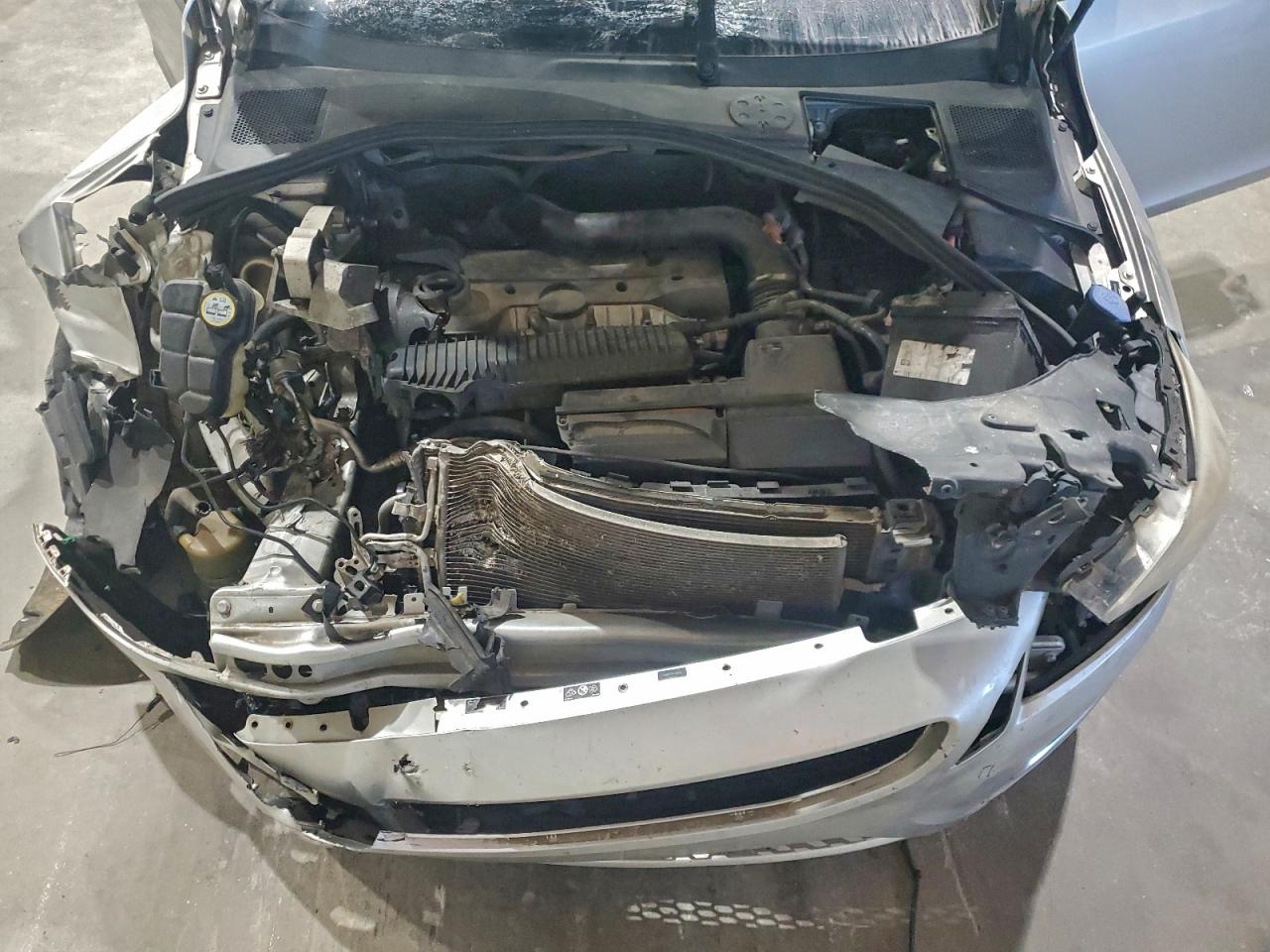 Volvo S60 T5 Image 12