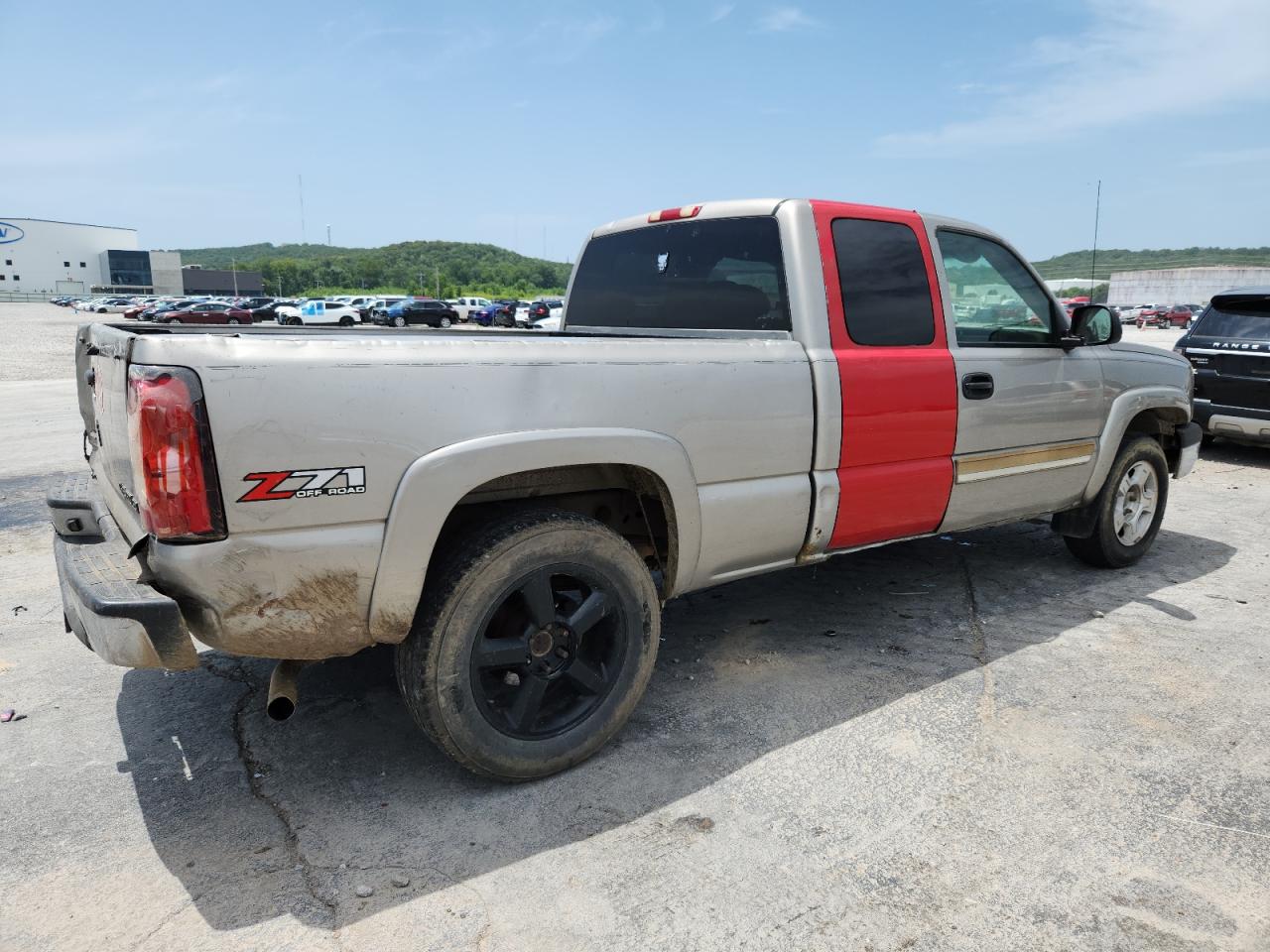 Chevrolet Silverado K1500 Image 4