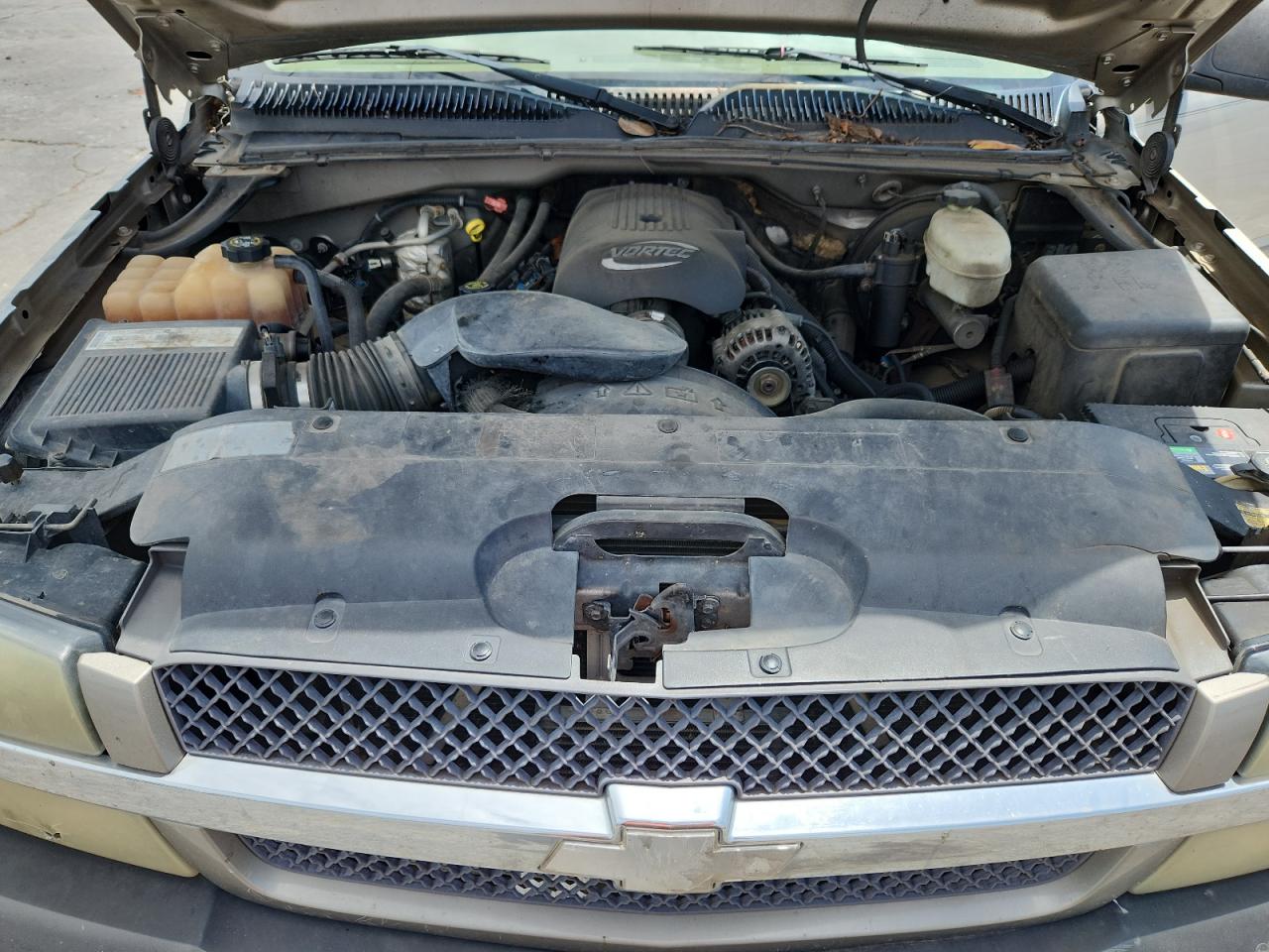 Chevrolet Silverado K1500 Image 8