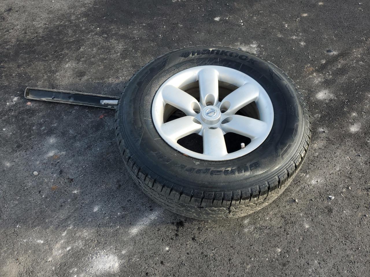 Nissan Titan Xe Image 12