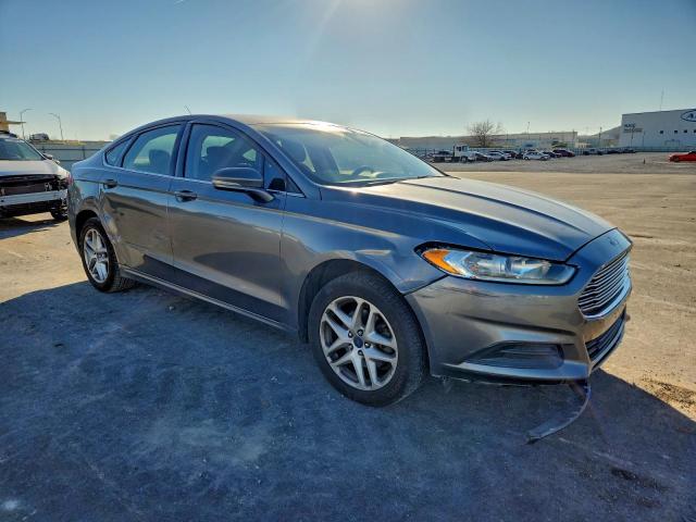 Ford Fusion Se Image 8