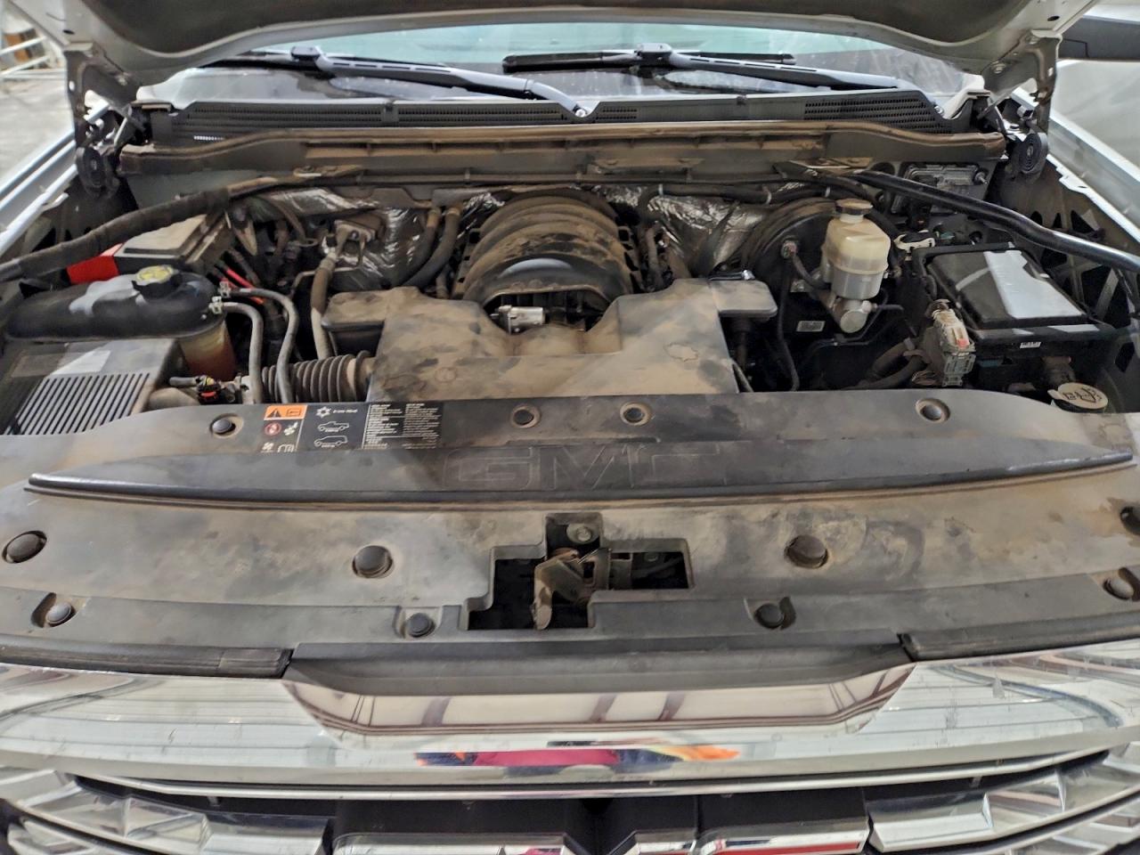 GMC Sierra C1500 Slt Image 10