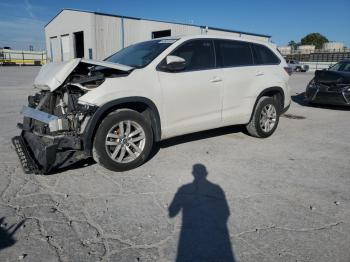  Salvage Toyota Highlander