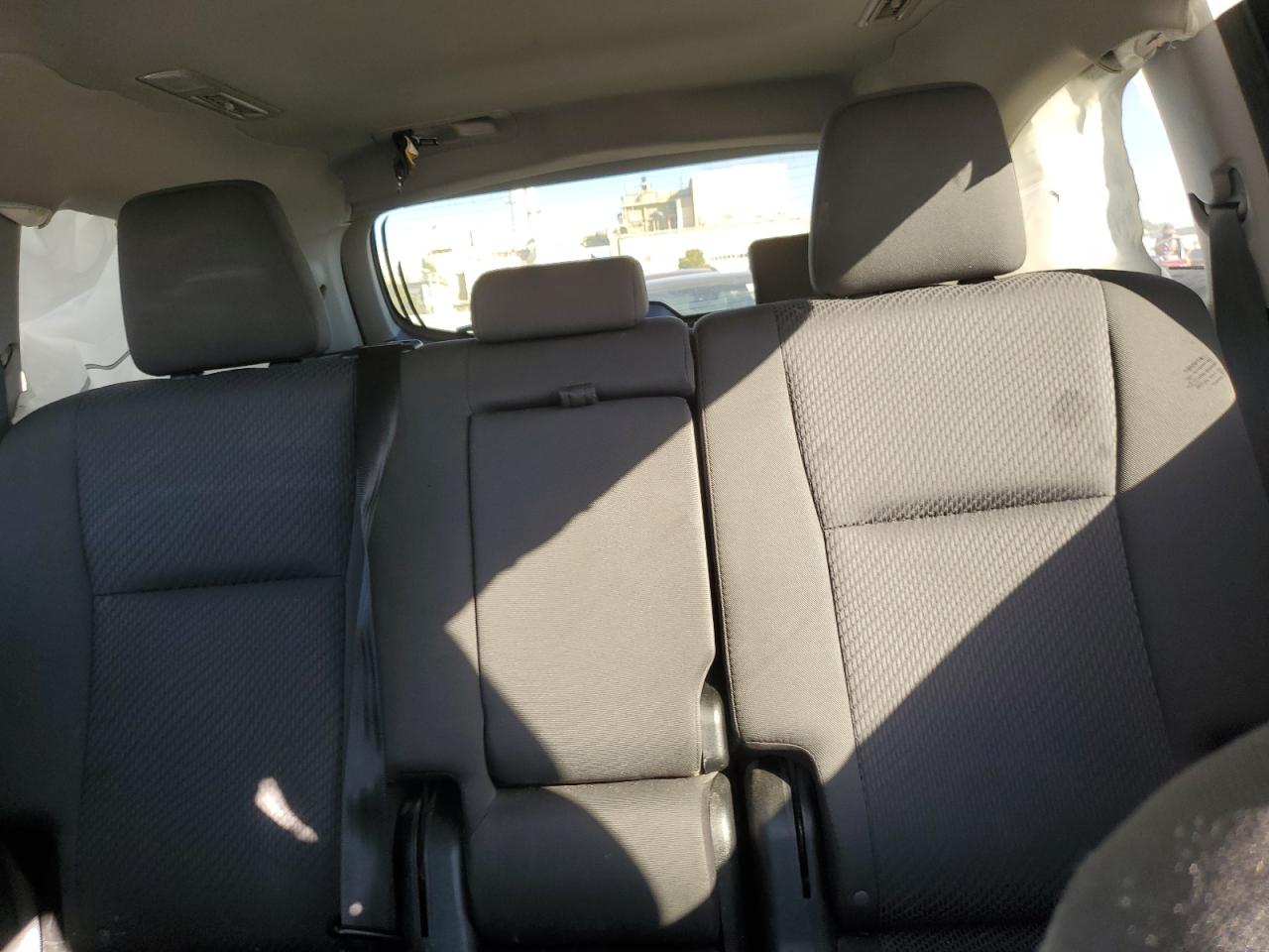 Toyota Highlander Le Image 13