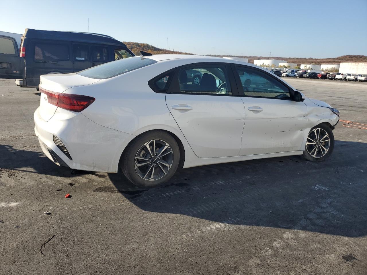 Kia Forte Lx Image 2