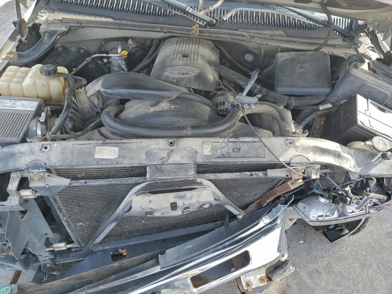 GMC Sierra C1500 Image 8