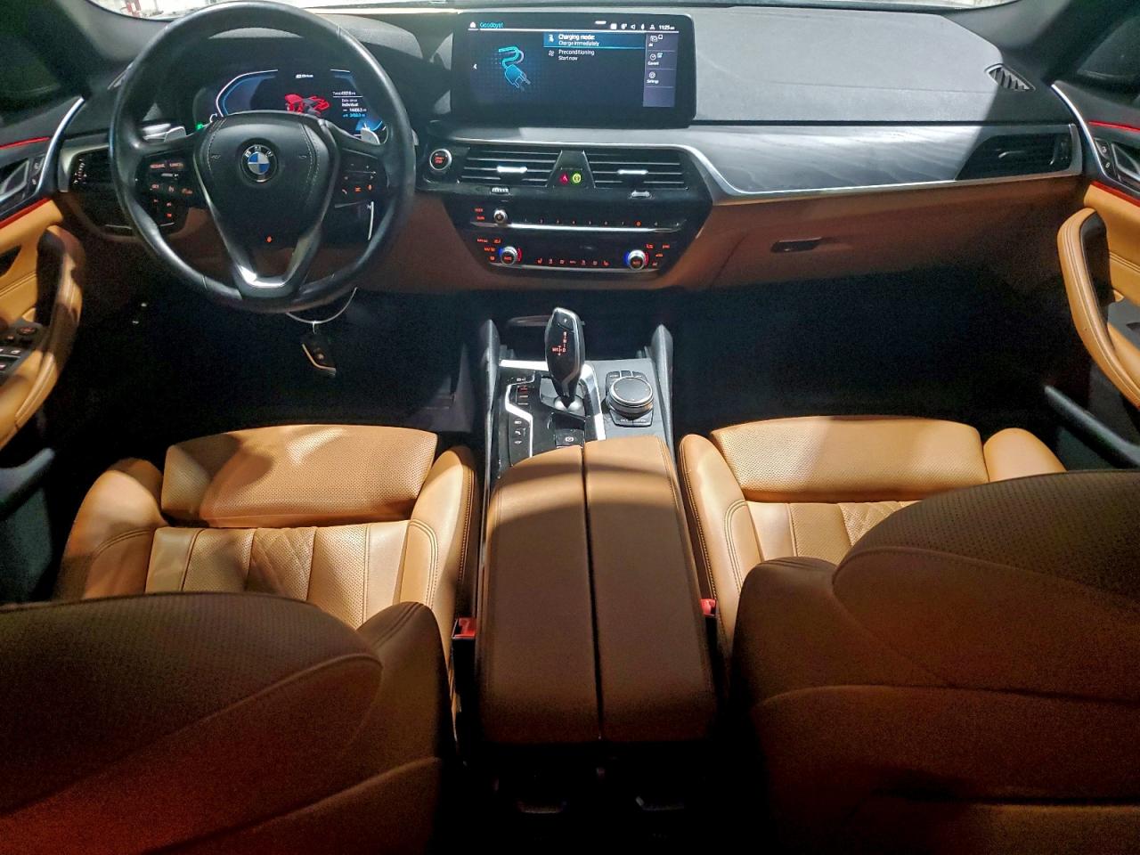 BMW 5 Series Image 9