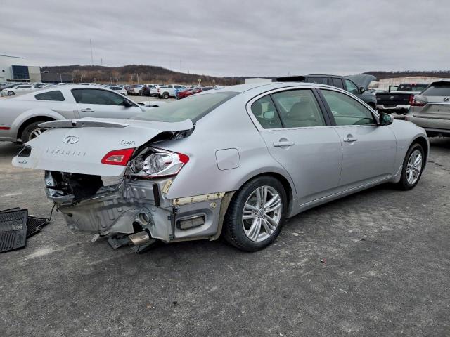 INFINITI Q40 Image 12