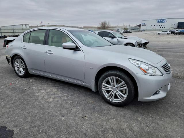 INFINITI Q40 Image 10