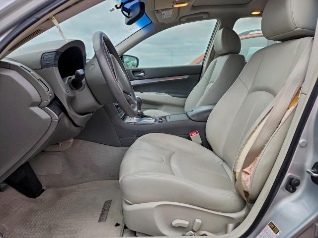 INFINITI Q40 Image 8