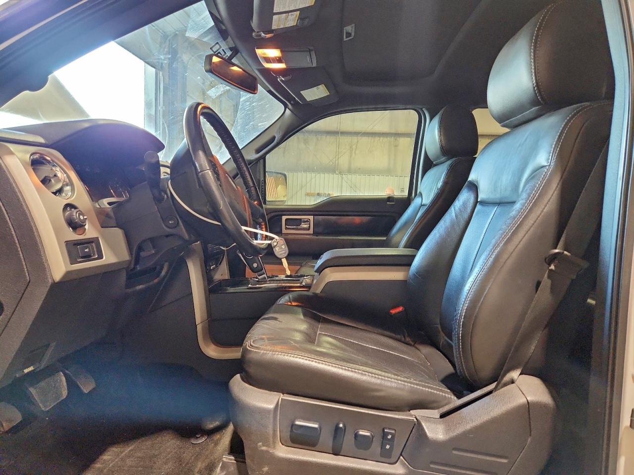 Ford F-150 Supercrew Image 12