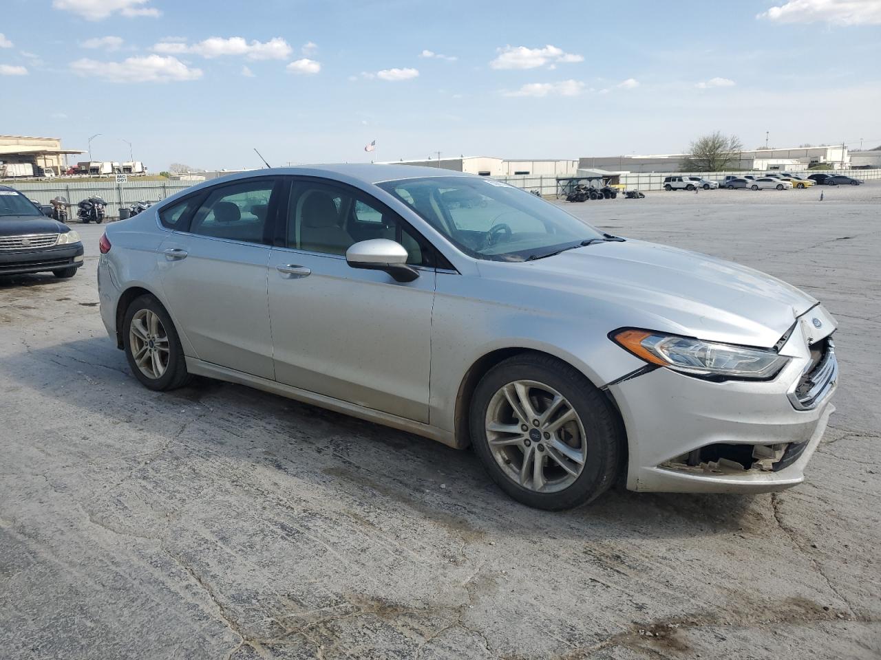 Ford Fusion Se Image 3