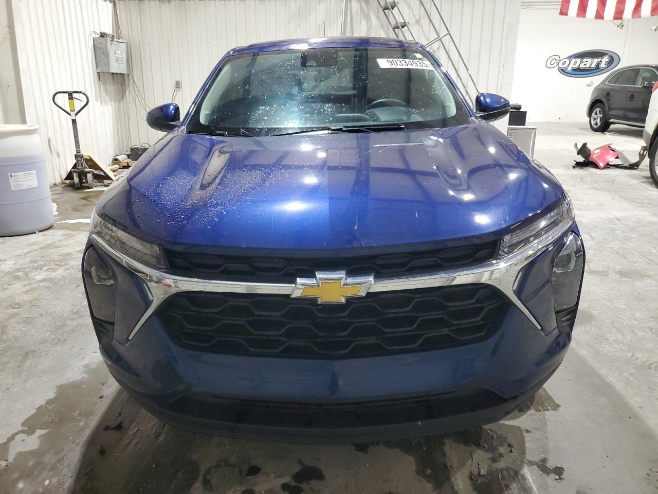 Chevrolet Trax Ls Image 3