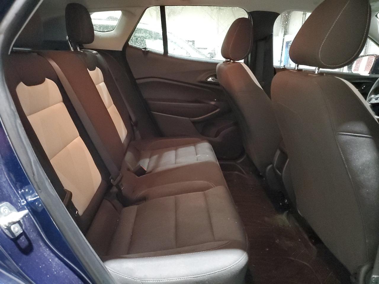 Chevrolet Trax Ls Image 11