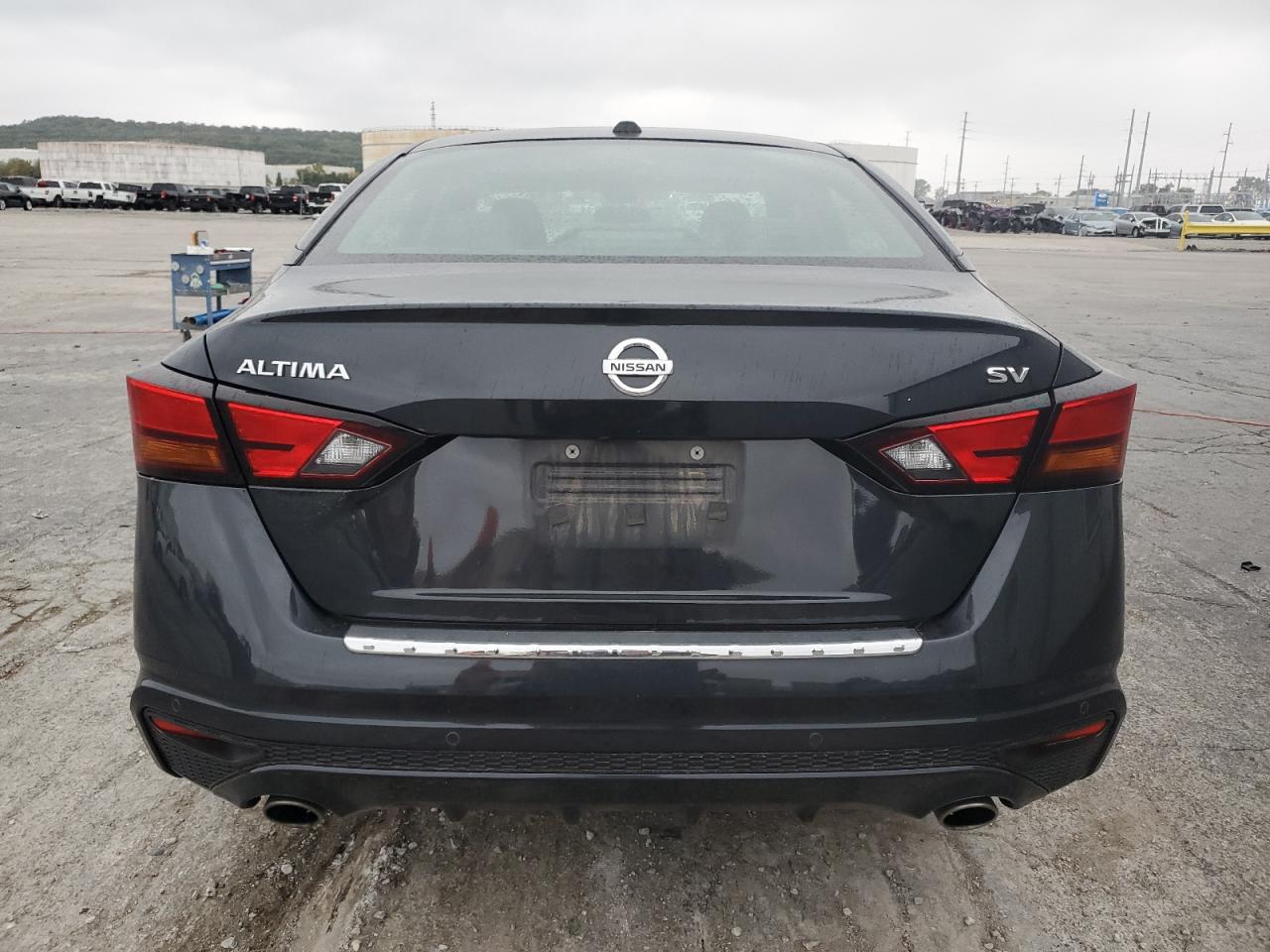 Nissan Altima Sv Image 11