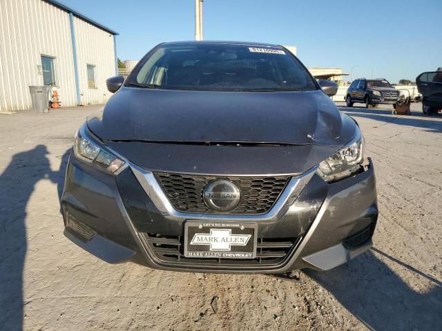 Nissan Versa Sv Image 8