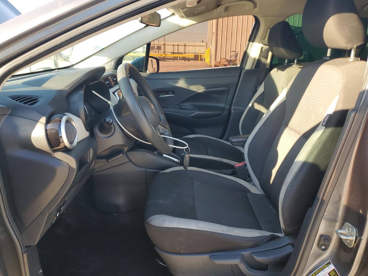 Nissan Versa Sv Image 7