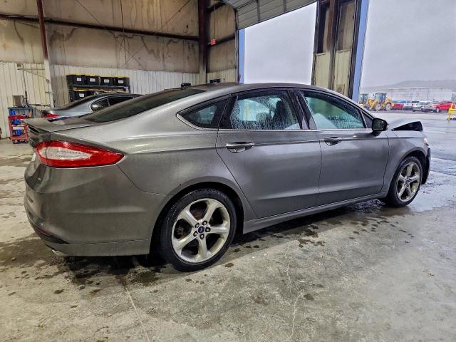 Ford Fusion Se Image 2