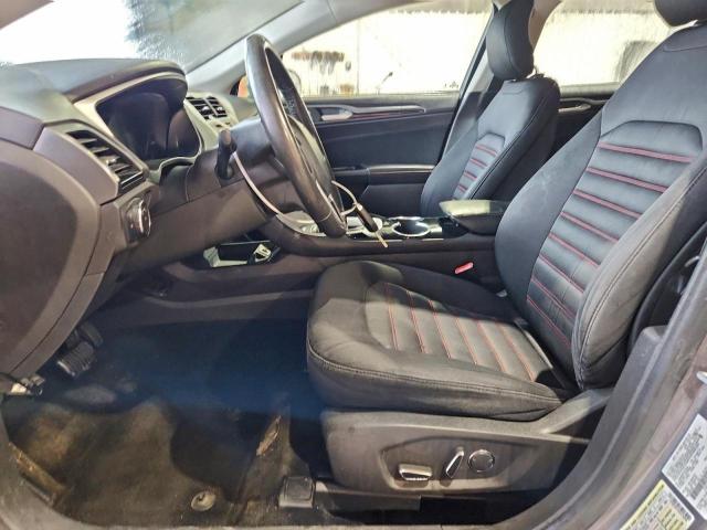 Ford Fusion Se Image 5