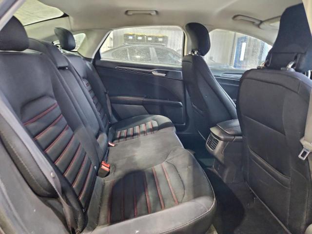 Ford Fusion Se Image 8