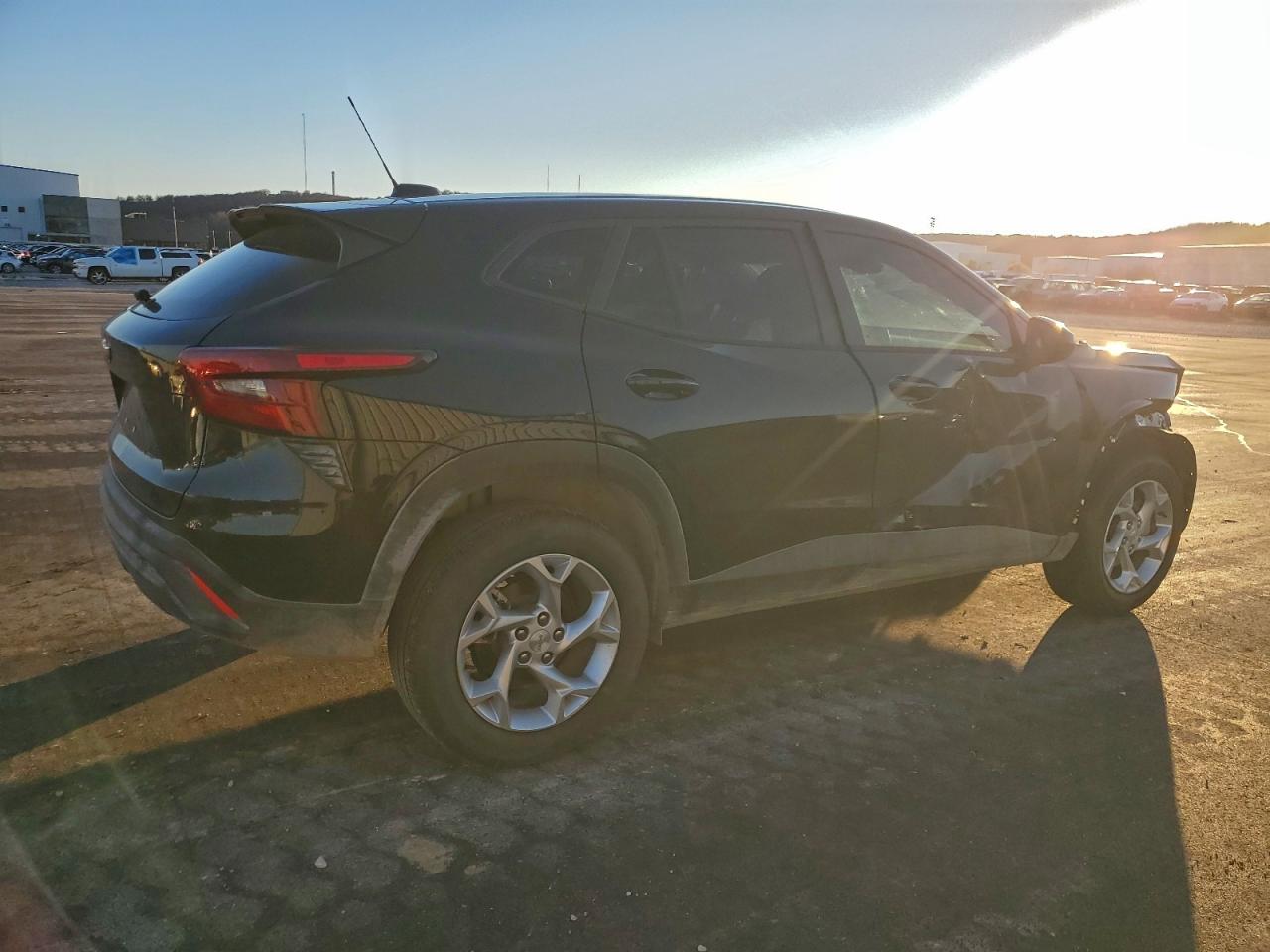 Chevrolet Trax Ls Image 13