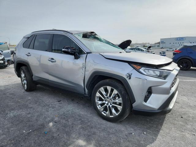 Toyota RAV4 Xle Premium Image 7