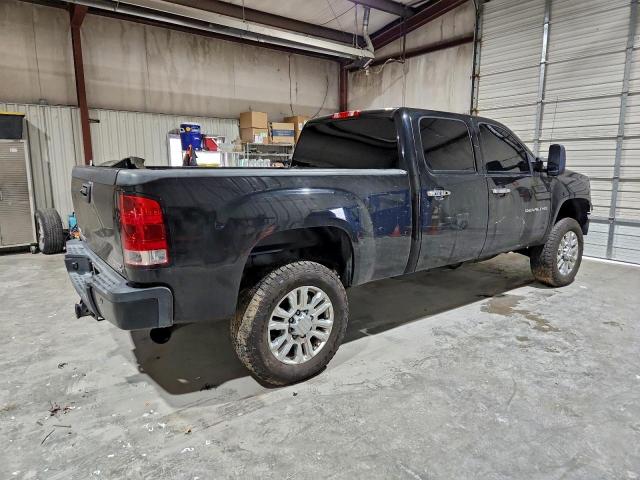 GMC Sierra K2500 Denali Image 4